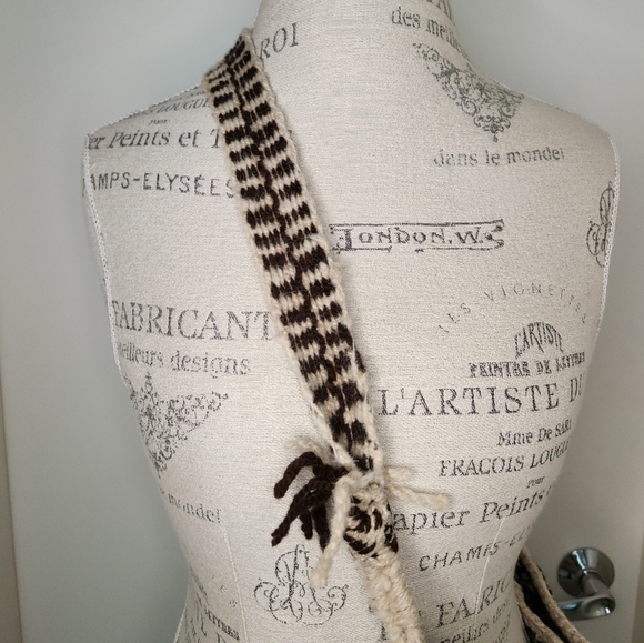 Vintage Handknit Morral Shoulder Bag - Picture 6 of 11